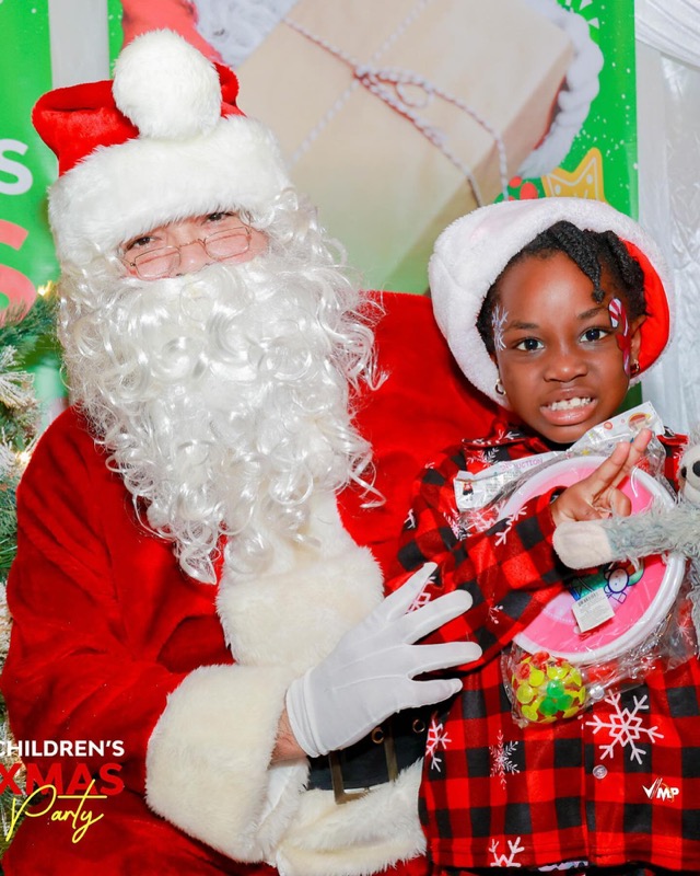 Big A Foundation Children's Christmas Party photo 15